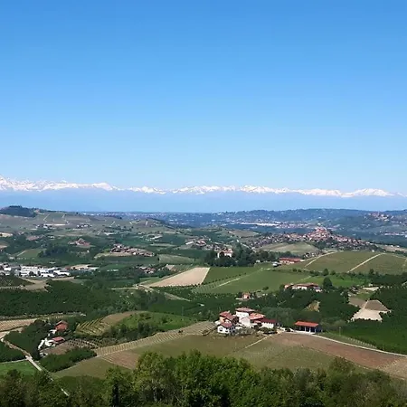 Bed & Breakfast Bellavista Alba, 4*