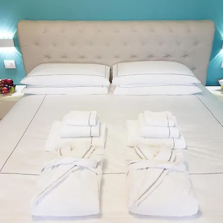 Bellavista Alba, Nocleg ze śniadaniem 4*