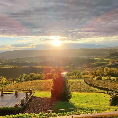 Bellavista Alba, Couette-café 4*