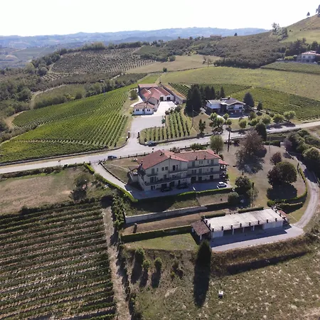 Bellavista Alba, Bed & Breakfast 4*